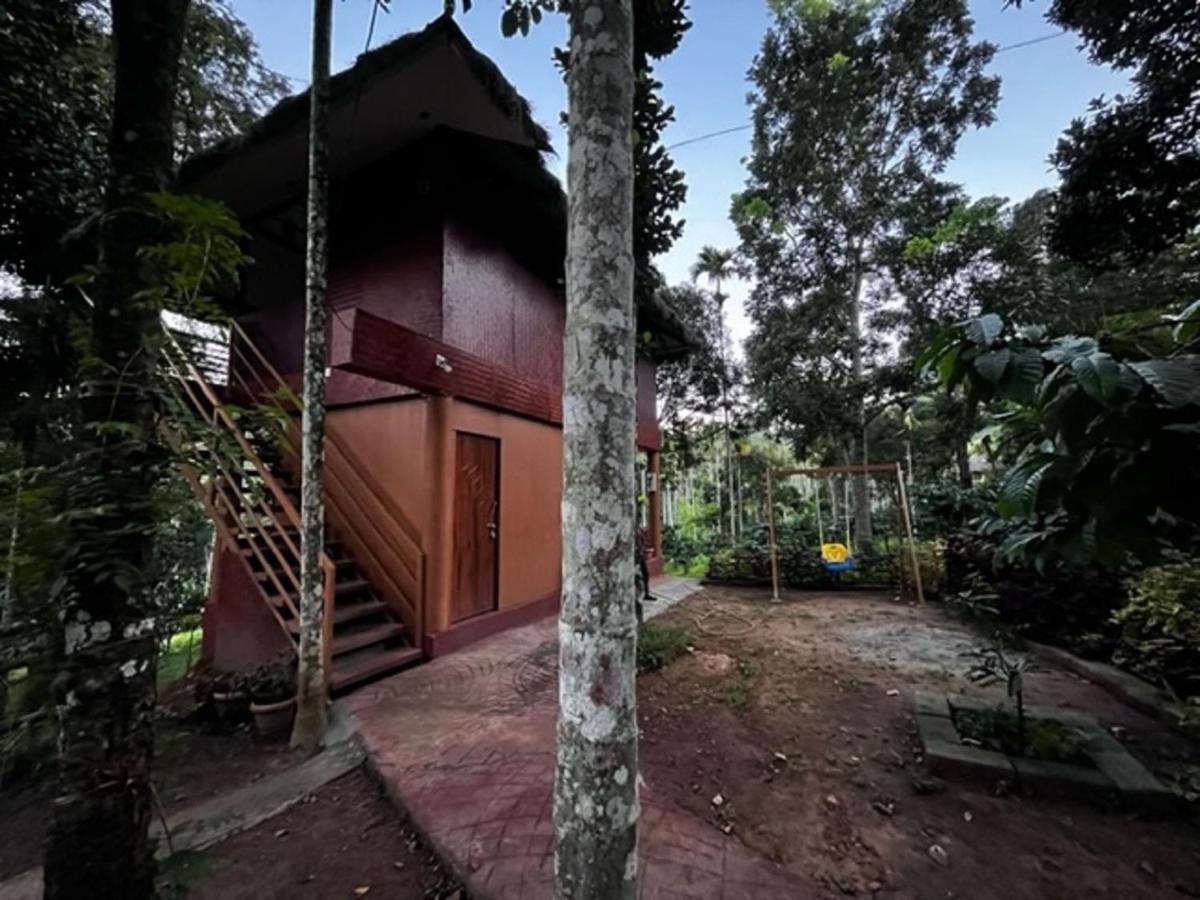 Kuruva Shoreline Wayanad Chegāt Eksteriør bilde