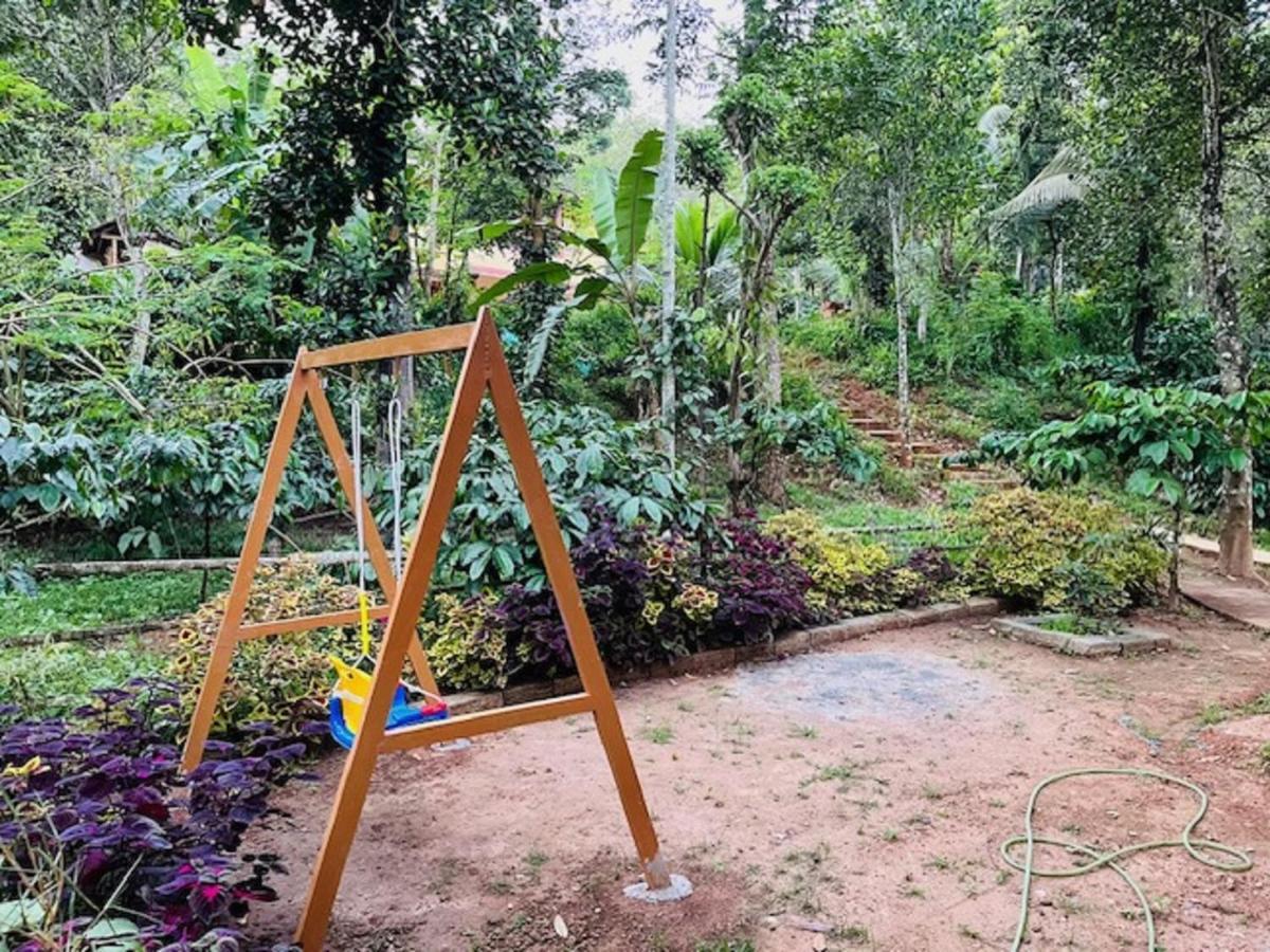 Kuruva Shoreline Wayanad Chegāt Eksteriør bilde